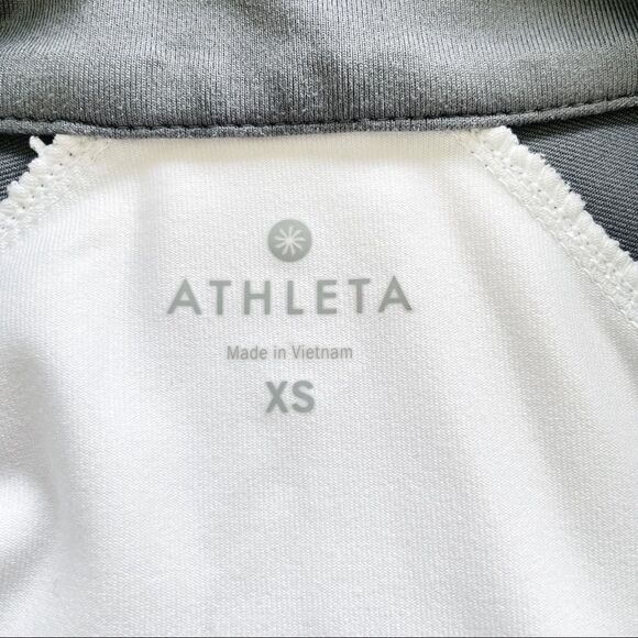 Athleta Running Wild 1/2 Zip White & Grey Pullover Sweatshirt Top XS - Picture 9 of 12